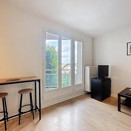 2 Personnes Avec Parking Et Balcon Proudhon Lägenhet Clermont-Ferrand