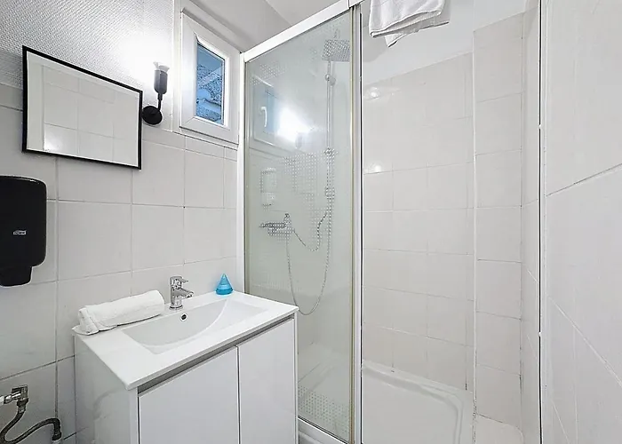 2 Personnes Avec Parking Et Balcon Proudhon Апартаменты Клермон-Ферран